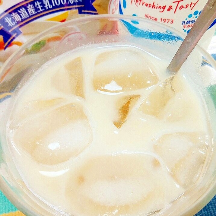 アイス☆カルピスソーダきなこミルク♪